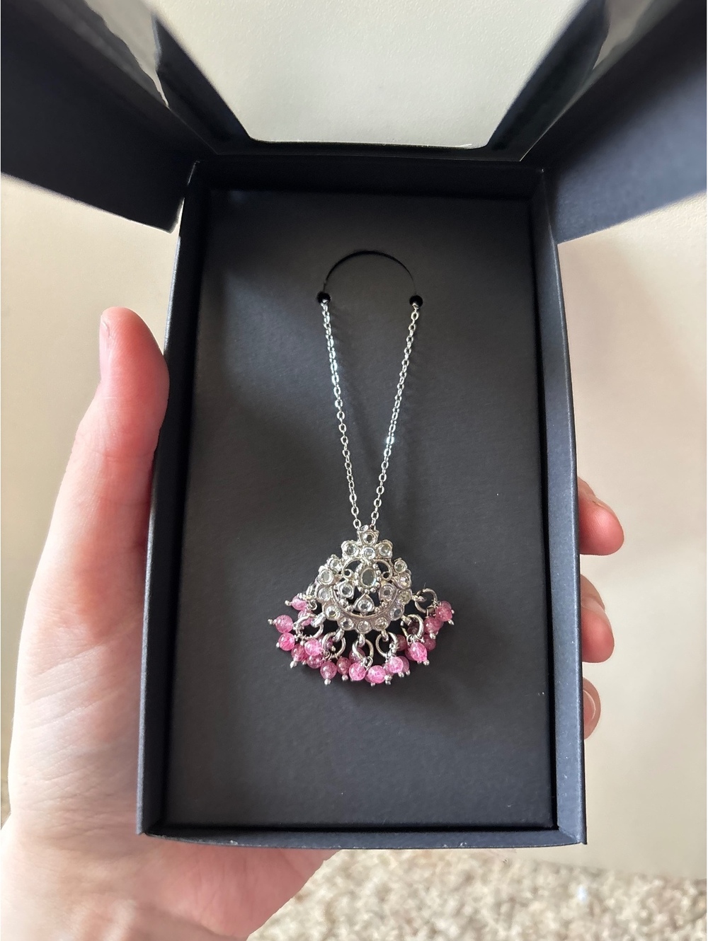 Fleur pink necklace